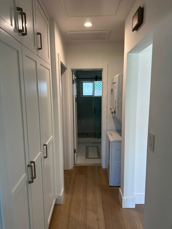 Building Photo - 1502 Clay St