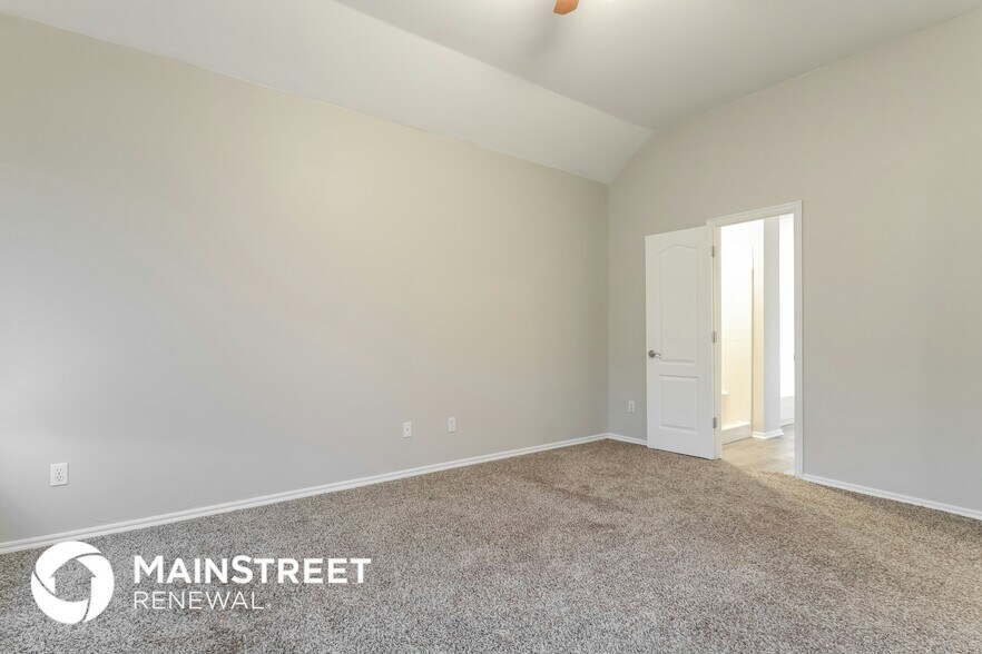 Building Photo - 201 Stone Ridge Ln