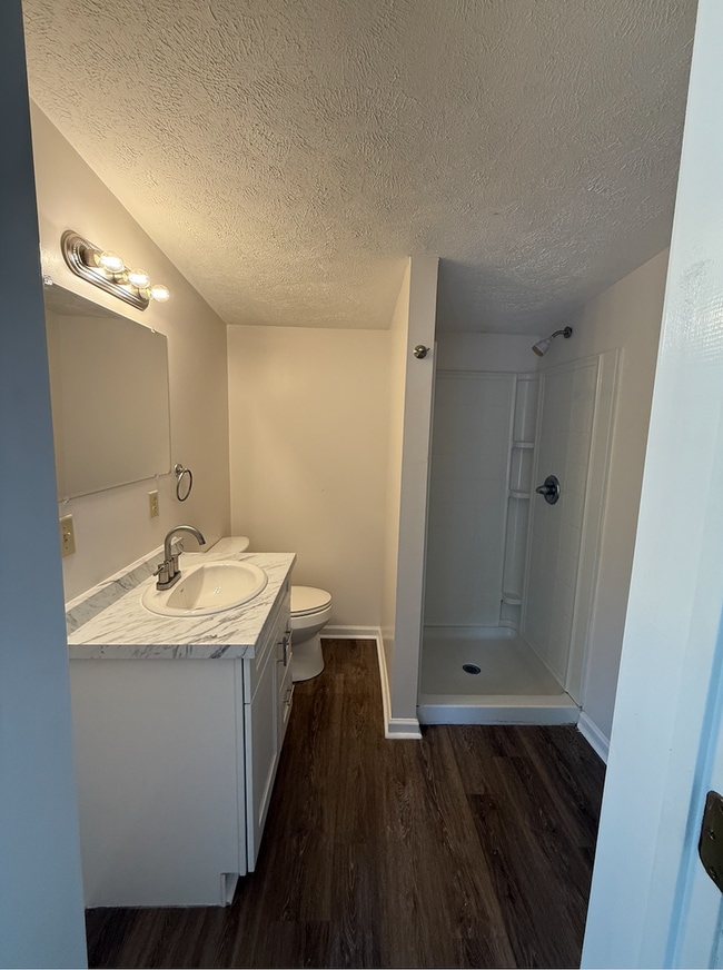 Building Photo - Spacious 3 Bedroom Home with 3 Full Baths – Move-In Ready!