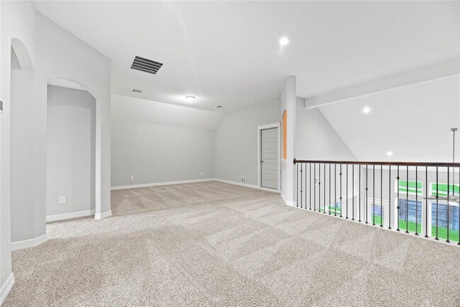 Building Photo - 2411 Jitterbug Ln