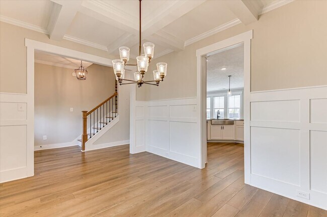 Building Photo - 419 Barrow Ln