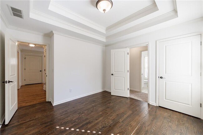 Building Photo - 1012 Madeline Ln