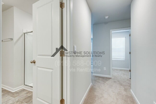 Building Photo - 4208 Oswin Dr