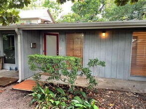 Building Photo - 1714 Summit View Pl