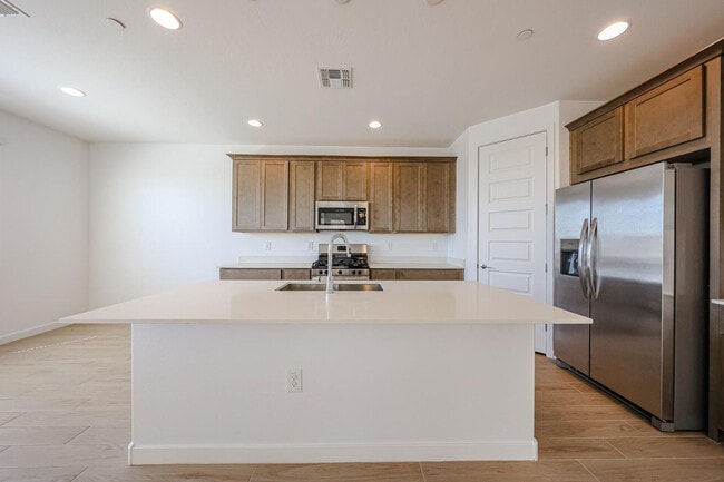 Building Photo - 12053 Calle de Pompas W