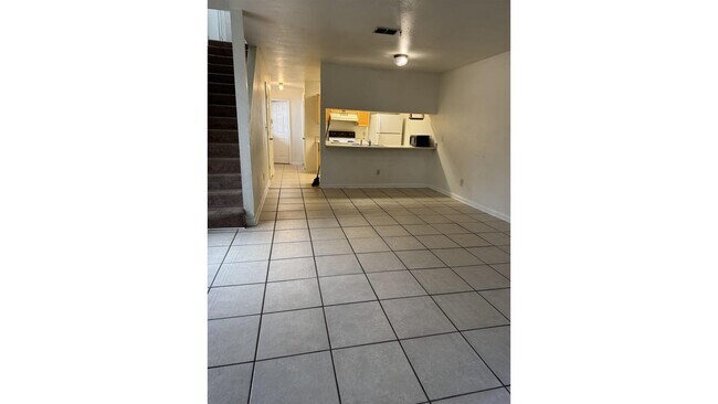 Building Photo - 2660 Tess Cir