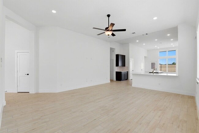 Building Photo - 11119 Midland Hawthorn Pl