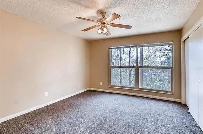 Building Photo - 2187 Broadmoor Rd Cir