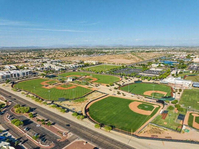 Building Photo - 16317 N 152nd Ave