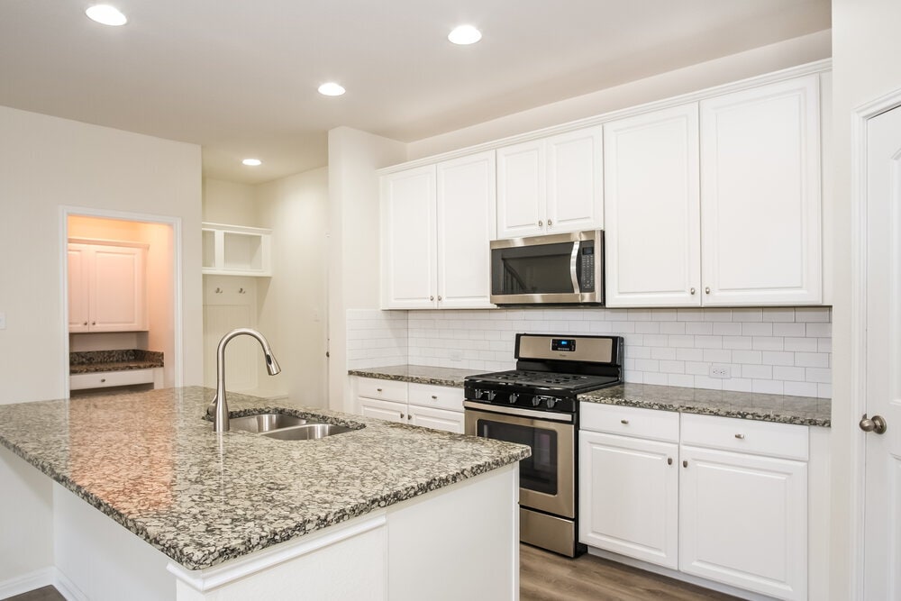 Building Photo - 200 Diamond Point Dr