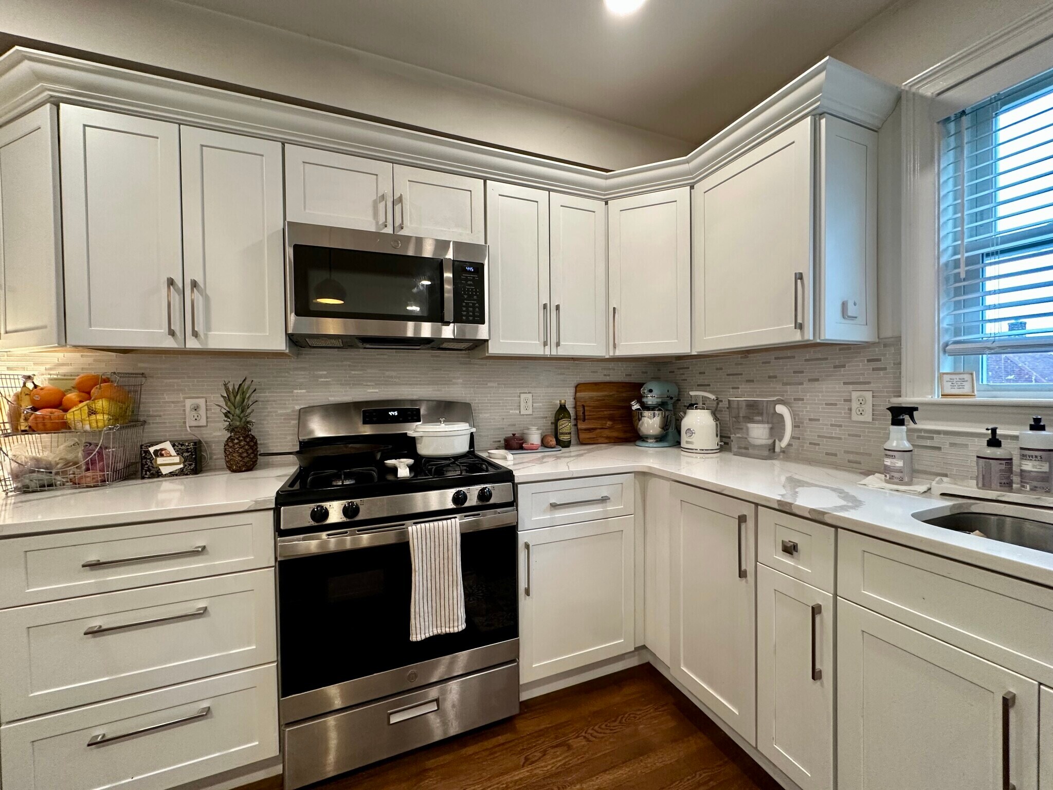 Building Photo - 21 Bellevue St