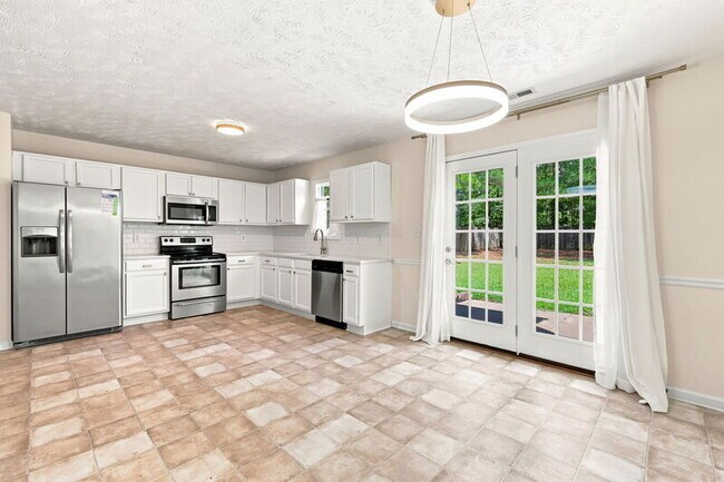 Building Photo - 4906 Yorkchester Dr