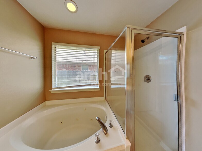 Building Photo - 2870 Colony Cone Cir