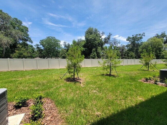 Building Photo - 3328 Lapis Lk Dr