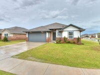 Building Photo - 1ST MONTH FREE