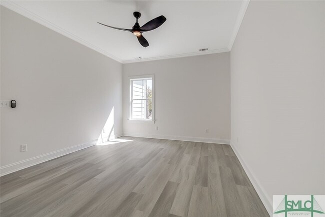 Building Photo - 1615 Le Grand St