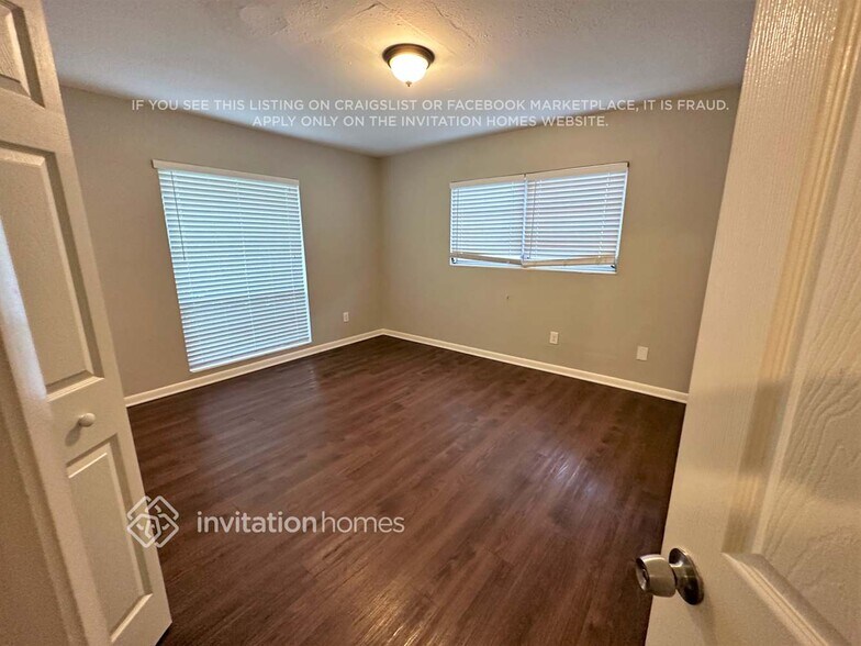 Building Photo - 720 Bucher Rd