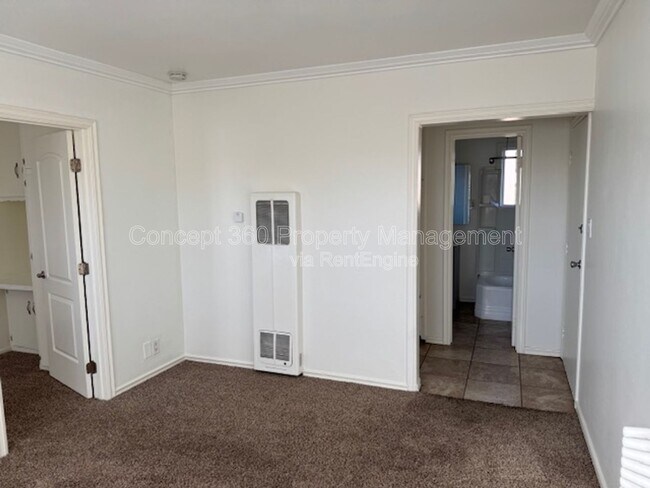 Building Photo - 9855 1/2 Arkansas St