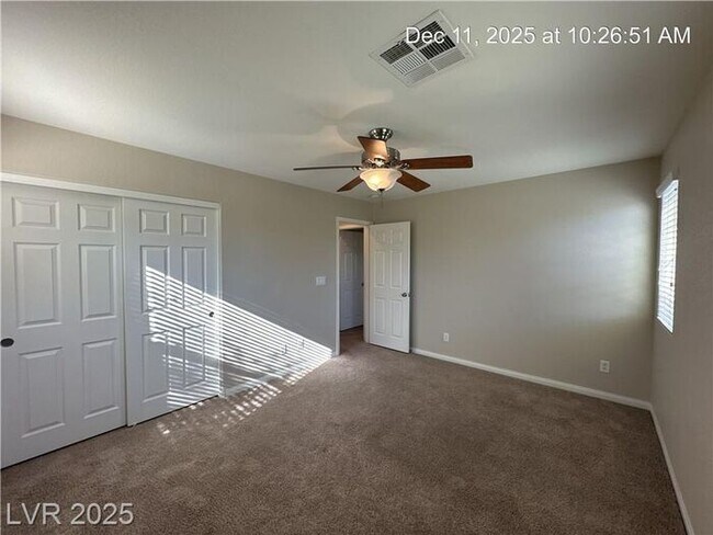 Building Photo - WONDERFUL 2-STORY HOME IN THE SW!