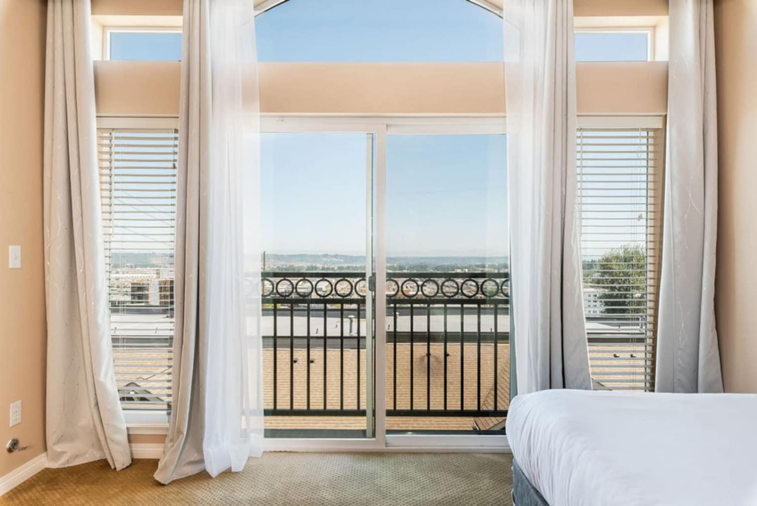 Building Photo - 2325 S G St