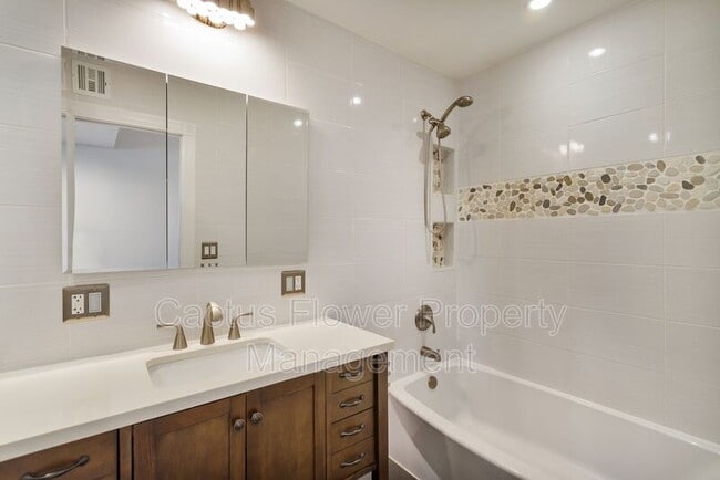 Building Photo - 4117 N 81st St