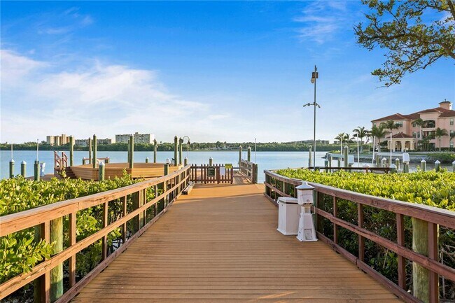 Building Photo - 2741 Via Cipriani