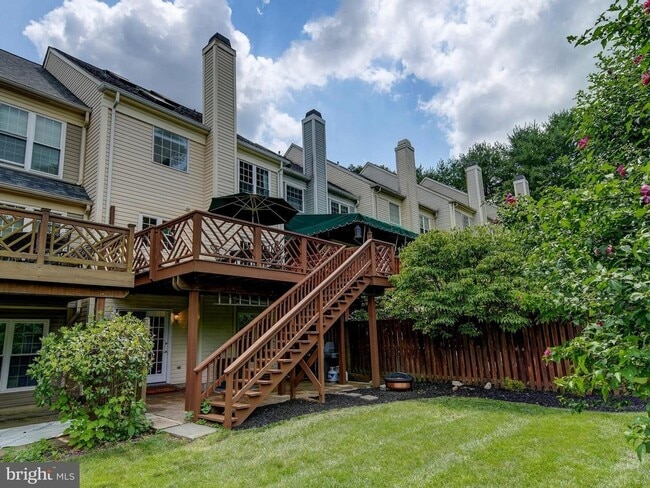 Building Photo - Mays Chapel Chapelgate Townhome | Renovated Main Level + KitchenAid Appliances | Deck Overlooking...