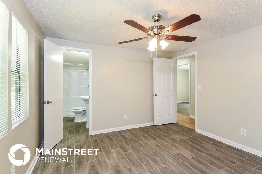 Building Photo - 3085 Flowers Dr