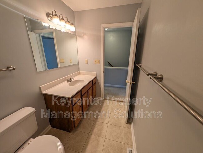 Building Photo - 500 Winchester Ave