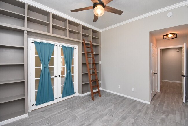 Building Photo - 23122 Beech Canyon Dr