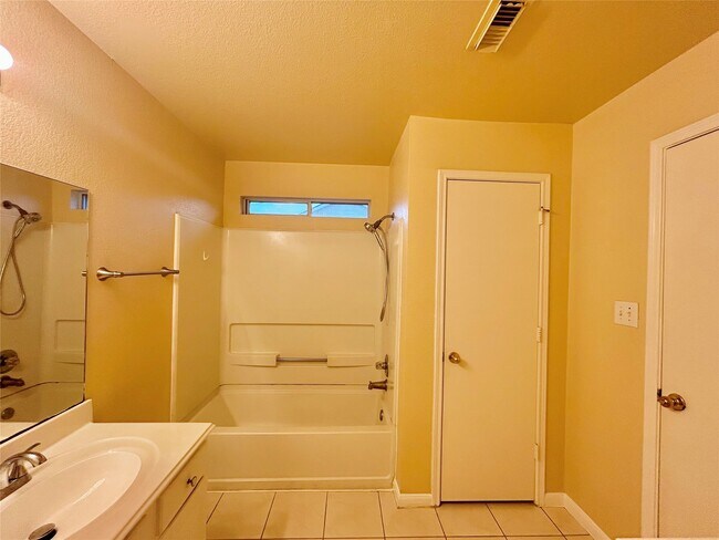 Building Photo - 15111 Falmouth Ave