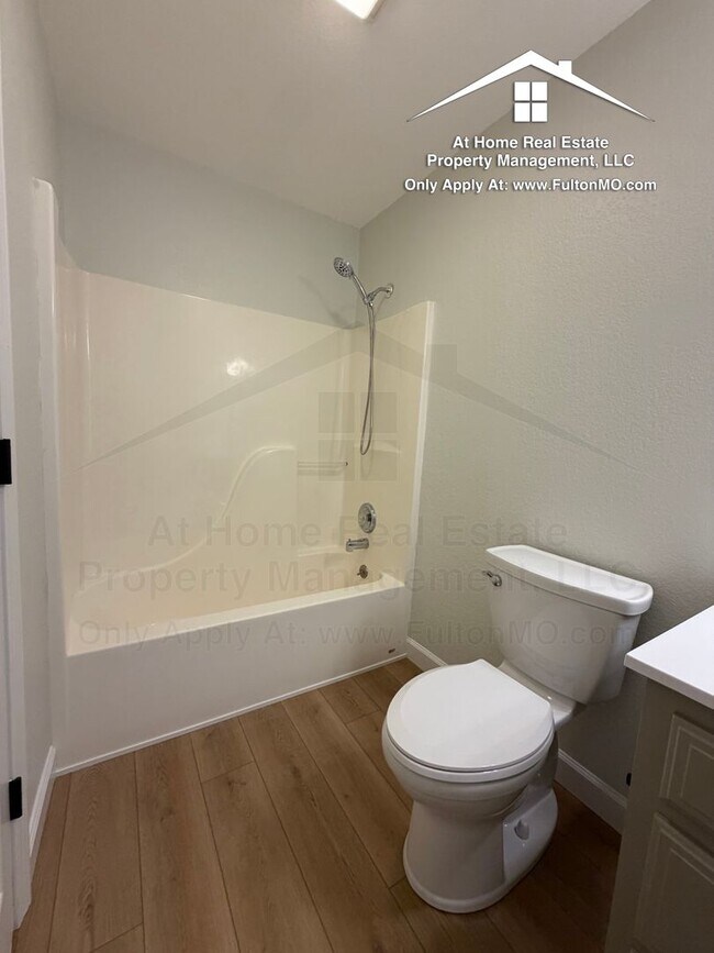 Building Photo - 1011 Greystone Ct