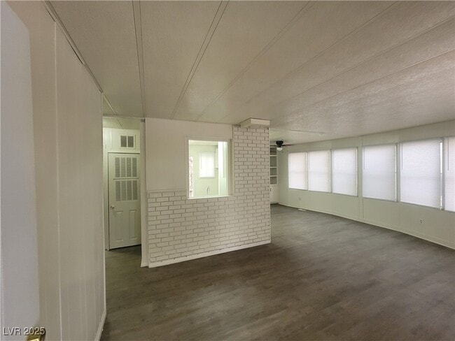 Building Photo - 367 MacFarland Ave