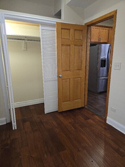 Building Photo - 2755 W Augusta Blvd