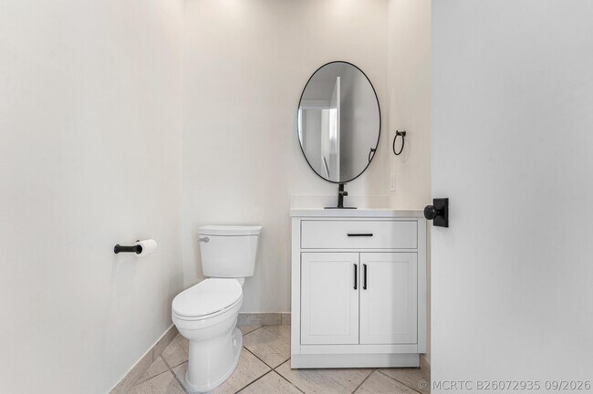 Building Photo - 18596 Ocean Mist Dr