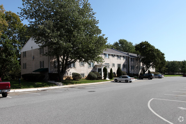 Building Photo - Cedar Tree Village Apartments