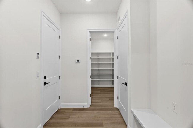 Building Photo - 4009 W Euclid Ave