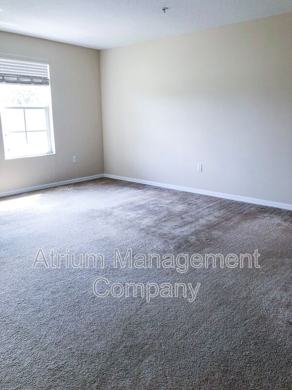 Building Photo - 331 Freedom's Ring Dr