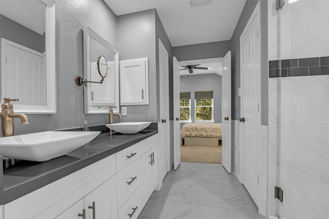Building Photo - 26 Scarlet Woods Ct