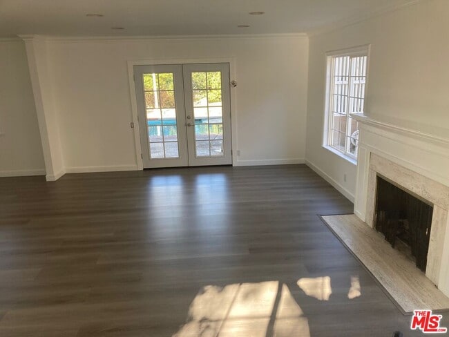 Building Photo - 3654 Green Vista Dr