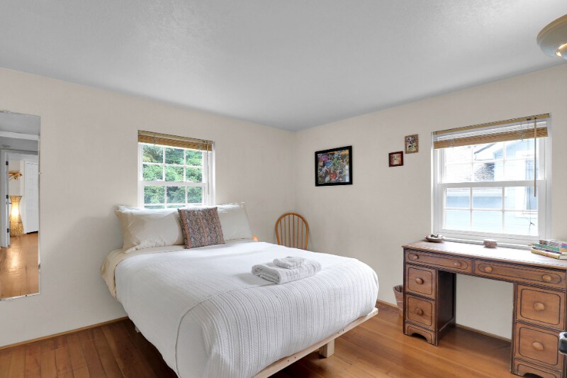 Building Photo - 2765 E 18th Ave