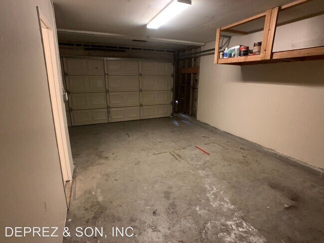 Building Photo - 4 br, 2.5 bath House - 741 HACIENDA DR.
