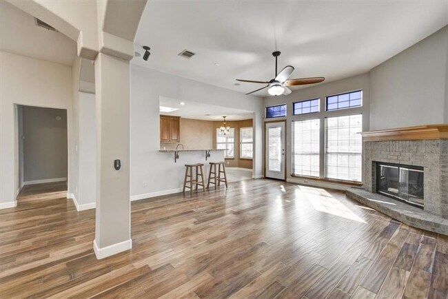 Building Photo - 21415 Boggy Ford Rd