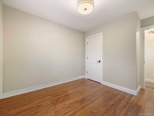 Building Photo - 5 Indian Dr