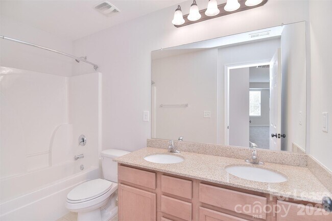 Building Photo - 5115 Chapel Chase Lane