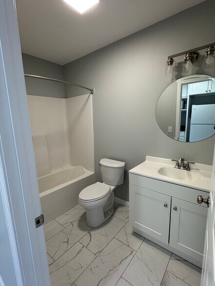 Building Photo - 677 S Jefferson Ave