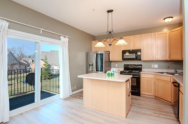 Building Photo - 448 Cherry Orchard Rd