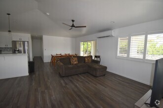 Building Photo - 3 Year Old 3 Bedroom 2.5 Bath Partially Fu...