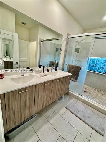 Building Photo - 8201 NW 41st St