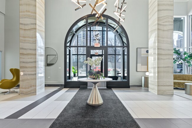 Building Photo - 1250 N Wells St